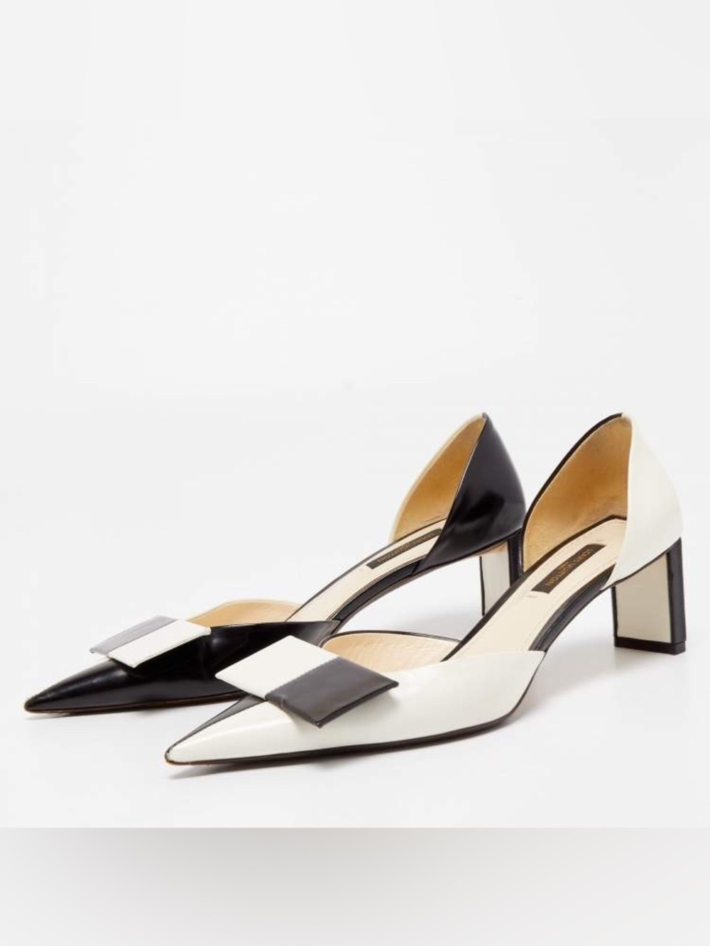 Louis Vuitton Two-Tone Pointed Toe Pumps in Black and White size 39 or 8.5 - Picture 13 of 13